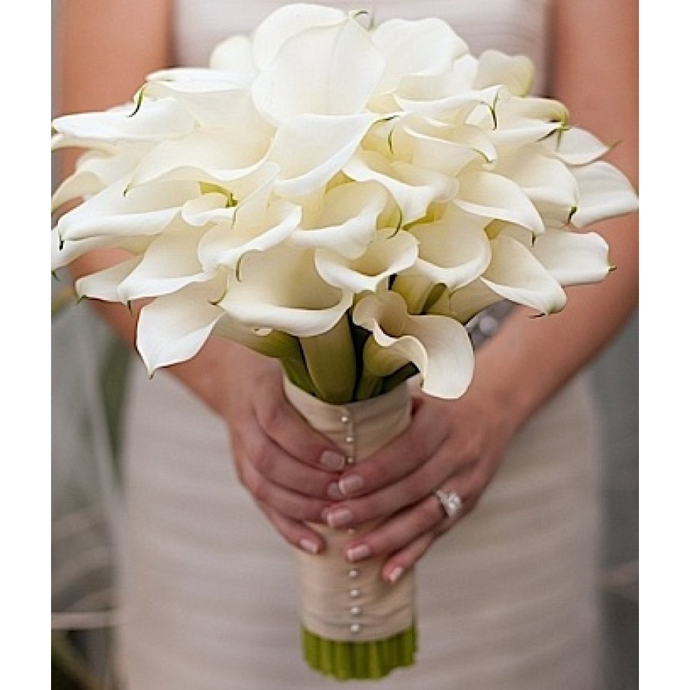 bridal bouquet of 37 callas